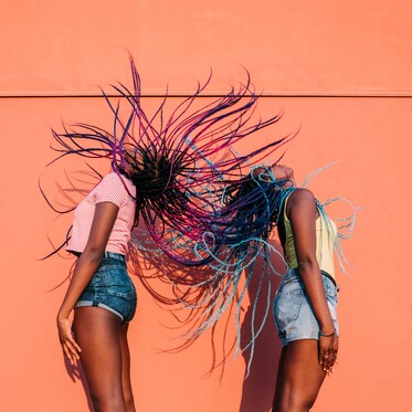 Photos Cover_373w 23b5096eb4dd8a3362fd